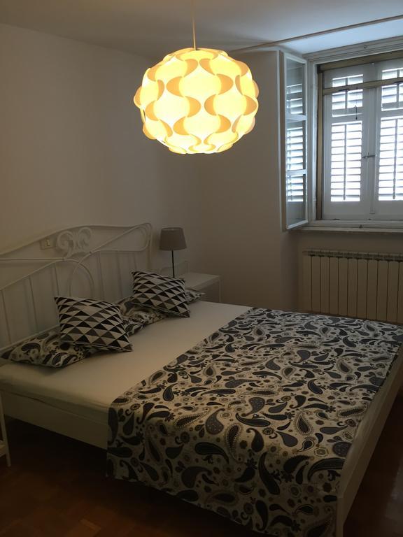 Allure Apartments Пиран Экстерьер фото