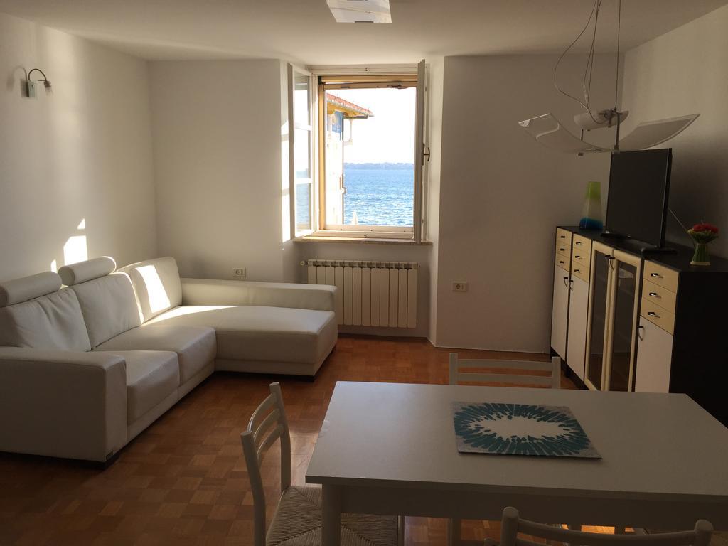 Allure Apartments Пиран Экстерьер фото